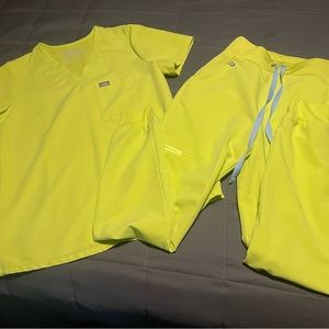 Figs scrubs. Technical collection. Neon yellow.